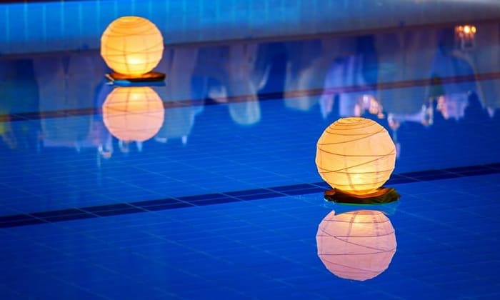 10 Best Solar Powered Pool Lights Reviewed and Rated in 2019