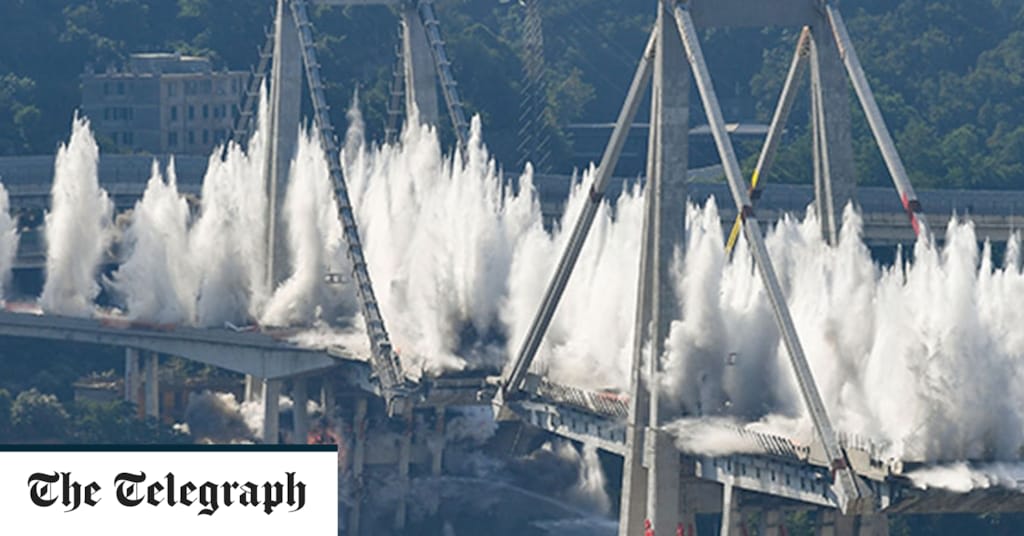 Remaining parts of collapsed Genoa bridge spectacularly demolished