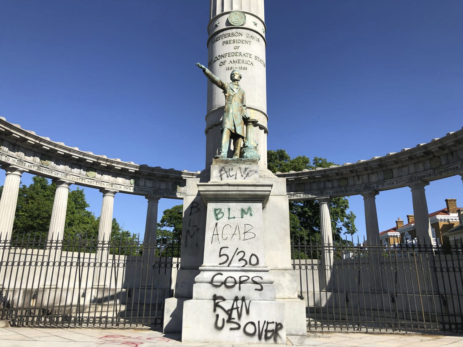 Protesters in some cities target Confederate monuments