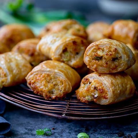 Vegetarian Sausage Rolls That Meat-Eaters Love Too!