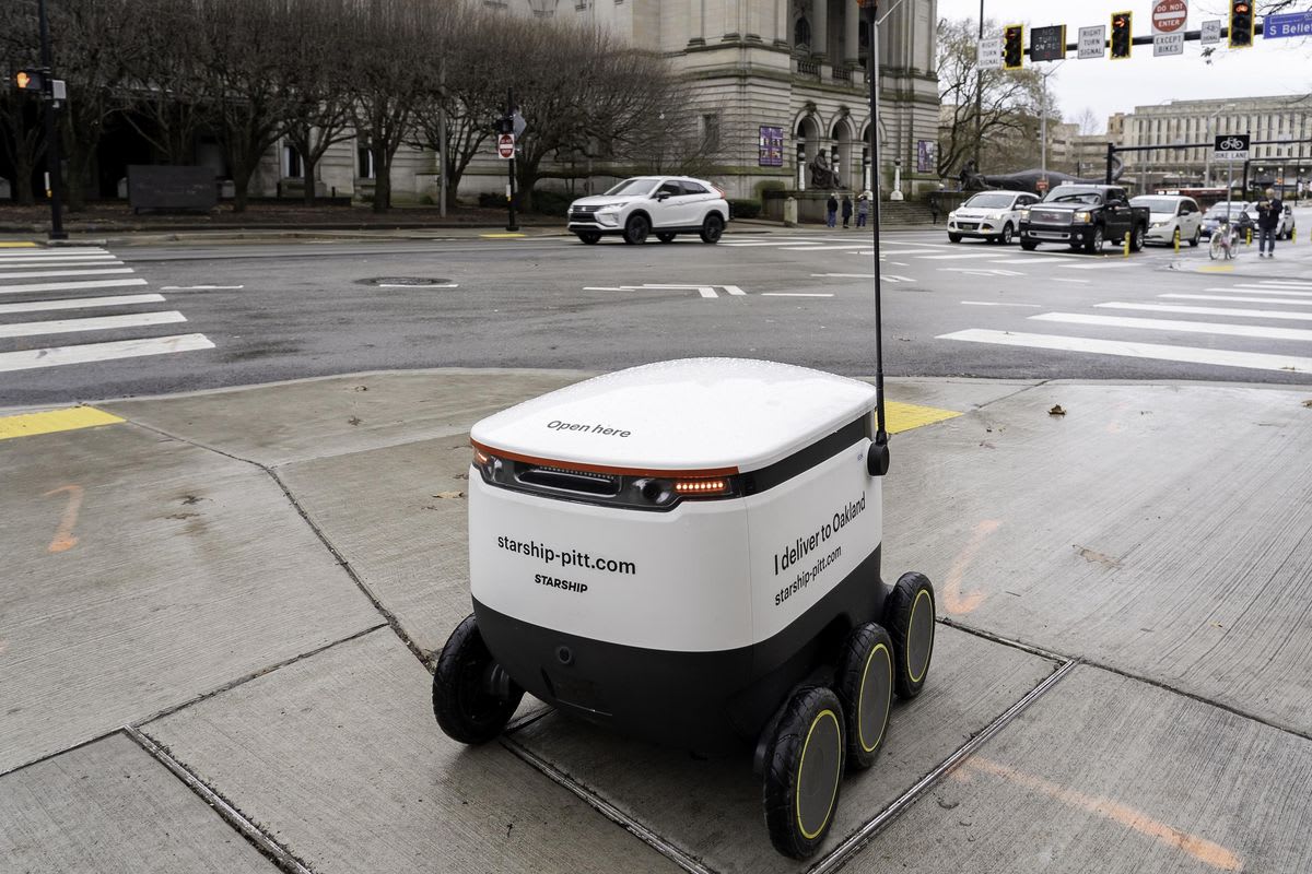 Demand For These Autonomous Delivery Robots Is Skyrocketing During This Pandemic
