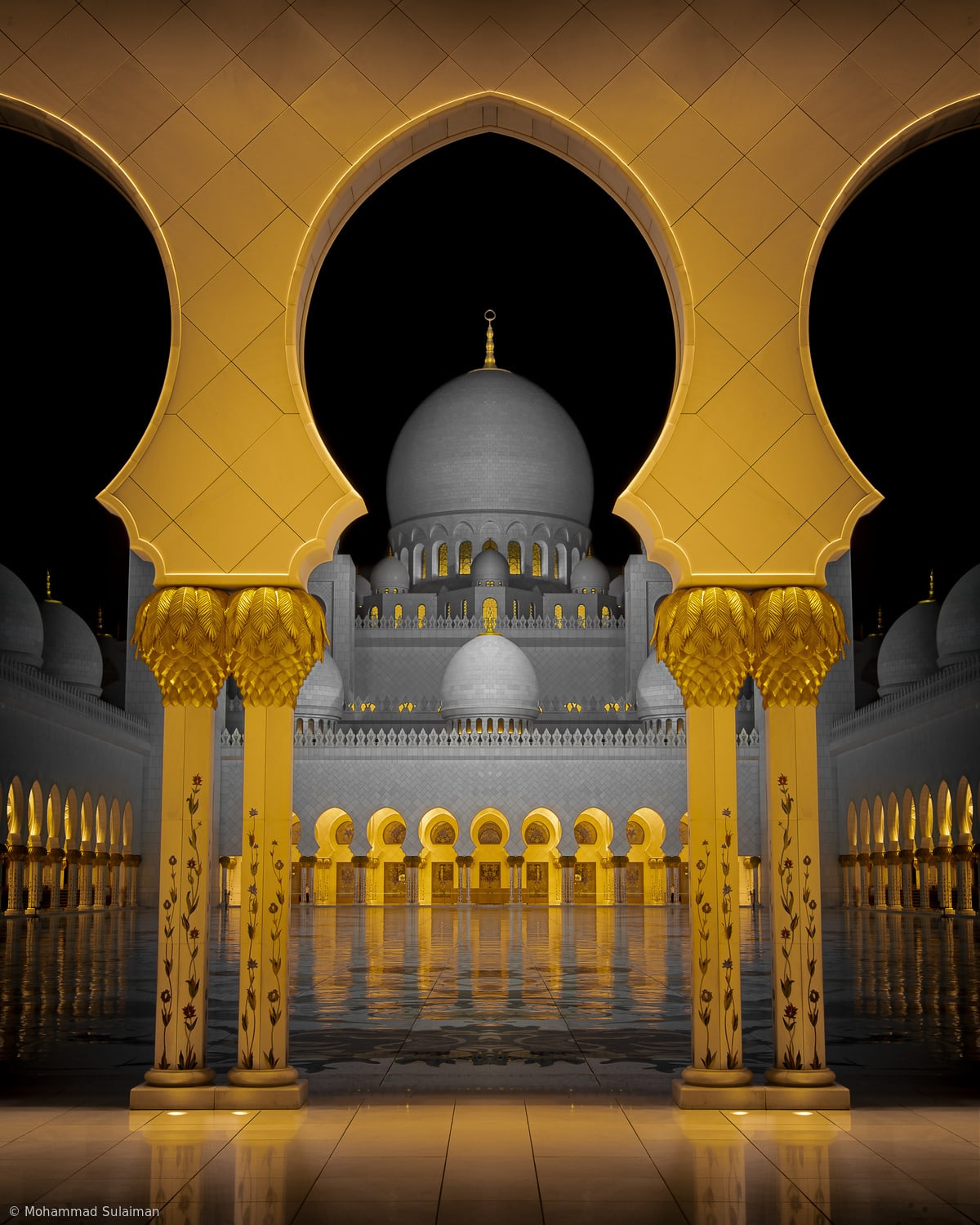 Sheikh Zayed Grand Mosque gold and black