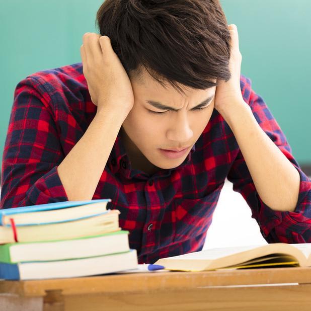 What causes mind blanks during exams? - The Edvocate