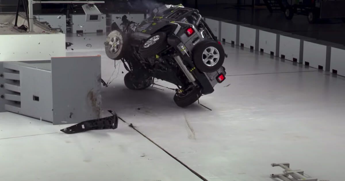 Jeep Wrangler is first vehicle to tip over in small overlap crash test -- twice