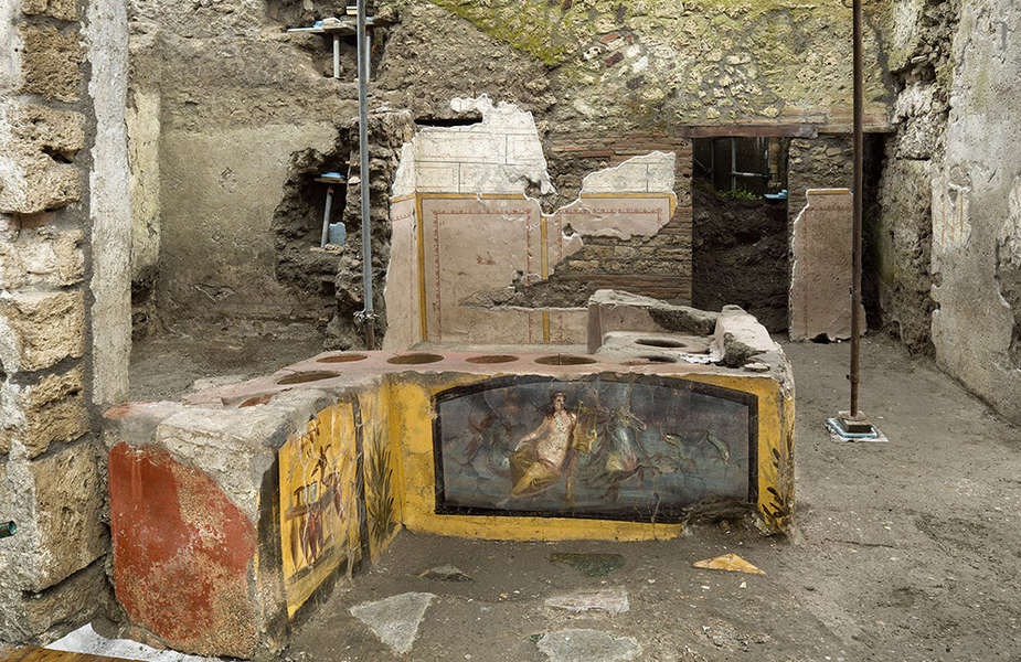Archaeologists Unearthed an Ancient Roman Snack Bar from the Ruins of Pompeii