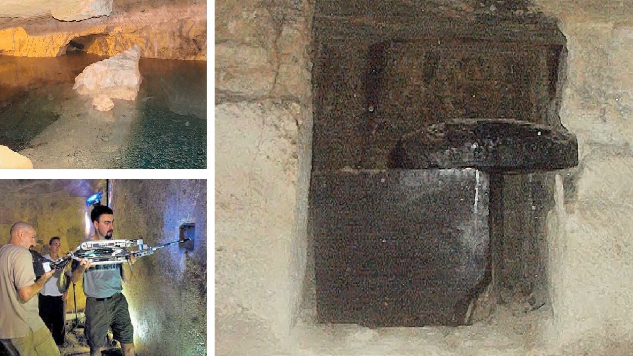Something Is Hiding Inside The Giza Pyramids Secret Chamber..and We Know What It Is!