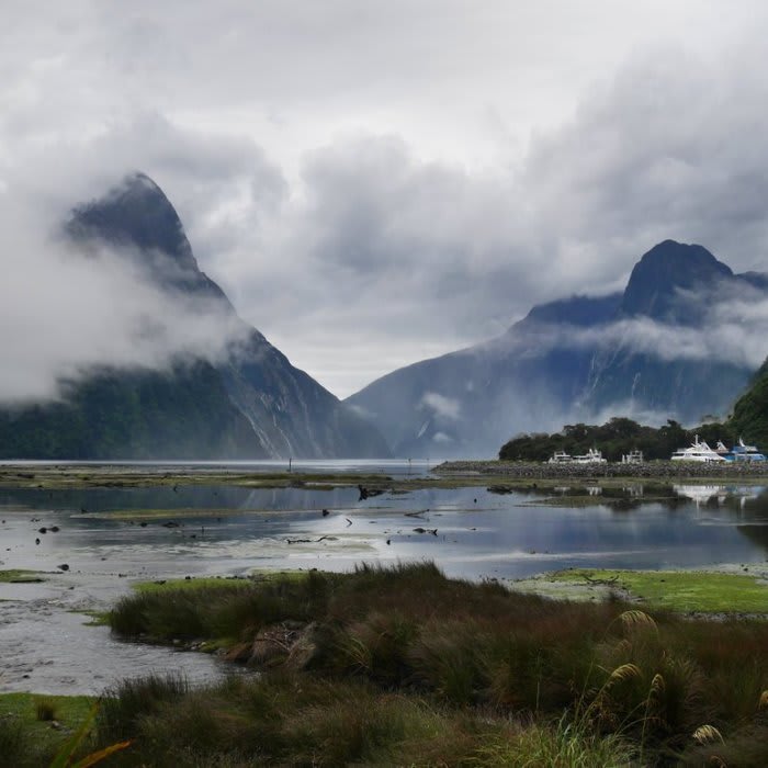 9 Must-see sights on the road to Milford Sound
