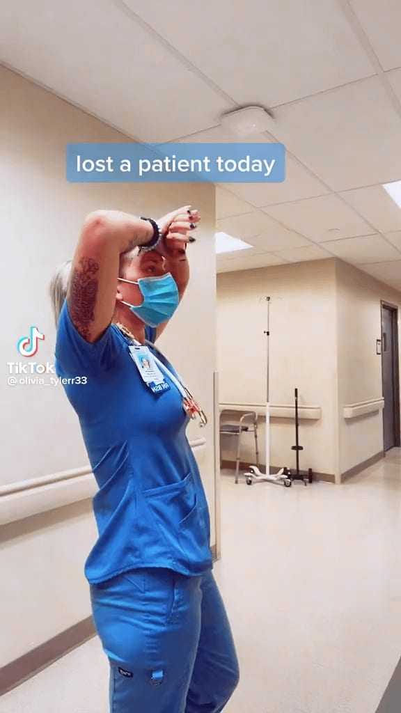 « Lost a patient today » let me setup my camera real quick for some TikTok views.
