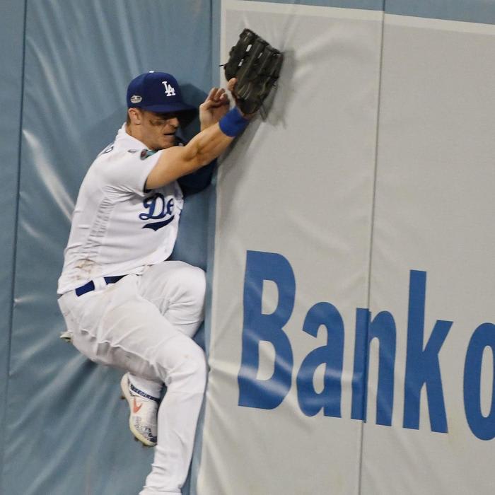This one hurts bad for Dodgers, whose big hitters are unremarkable vs. Jhoulys Chacin