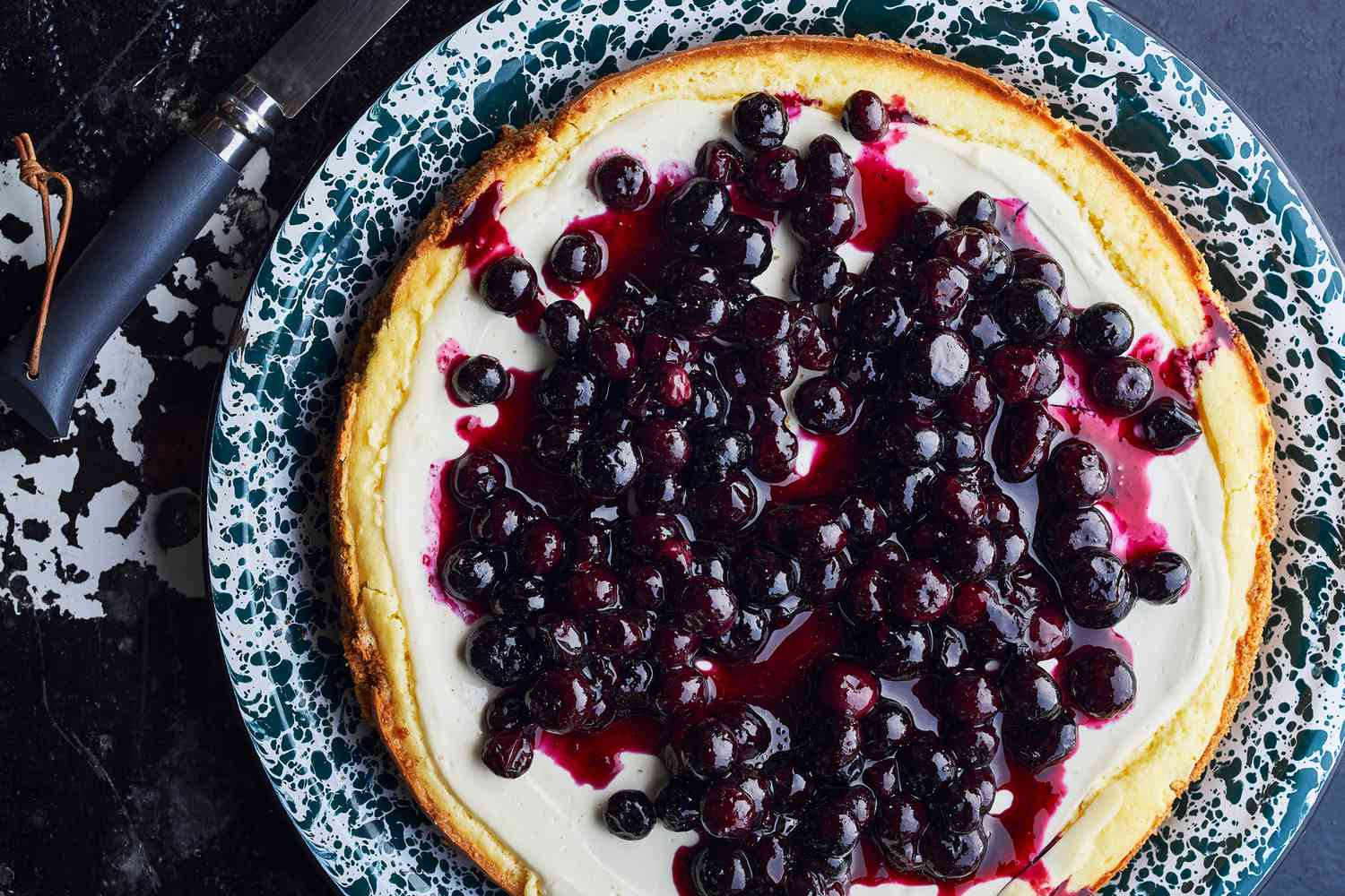 How to Make a Stunning, No-Fuss Berry-Topped Cheesecake