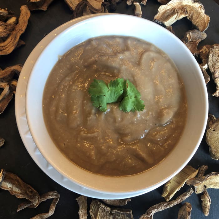 Velvety dried porcini soup: bring the forest scent in your dining room