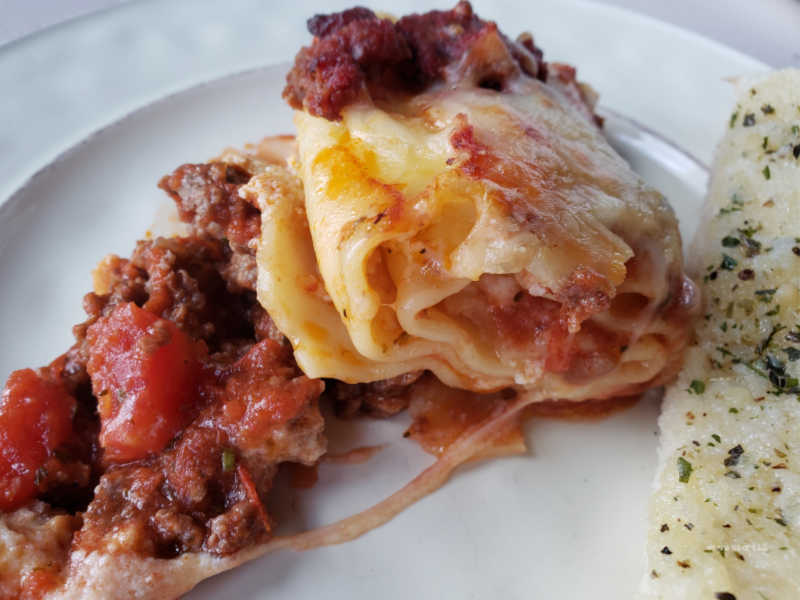 easy homemade lasagna rolls recipe
