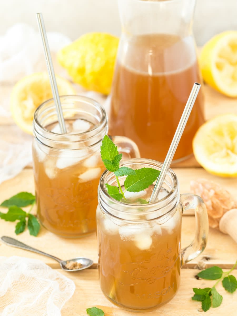 Brown lemonade - Electric Blue Food - Kitchen stories from abroad