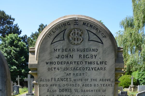 Eleanor Rigby's Grave