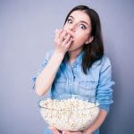 5 Benefits to Owning a Commercial Popcorn Machine