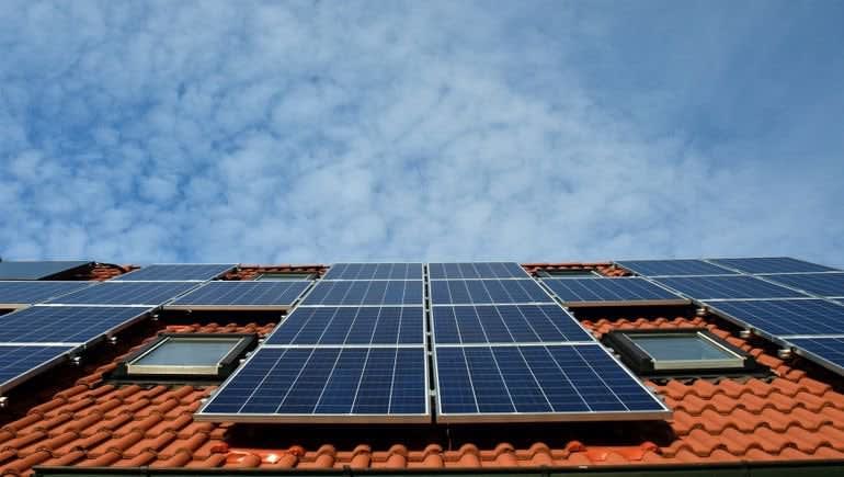 Solar 'growing rapidly' in US cities