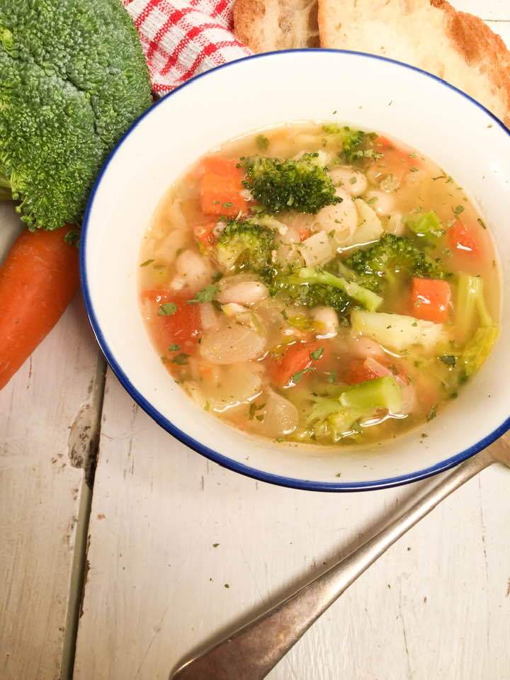 Comfy white bean & veggie soup