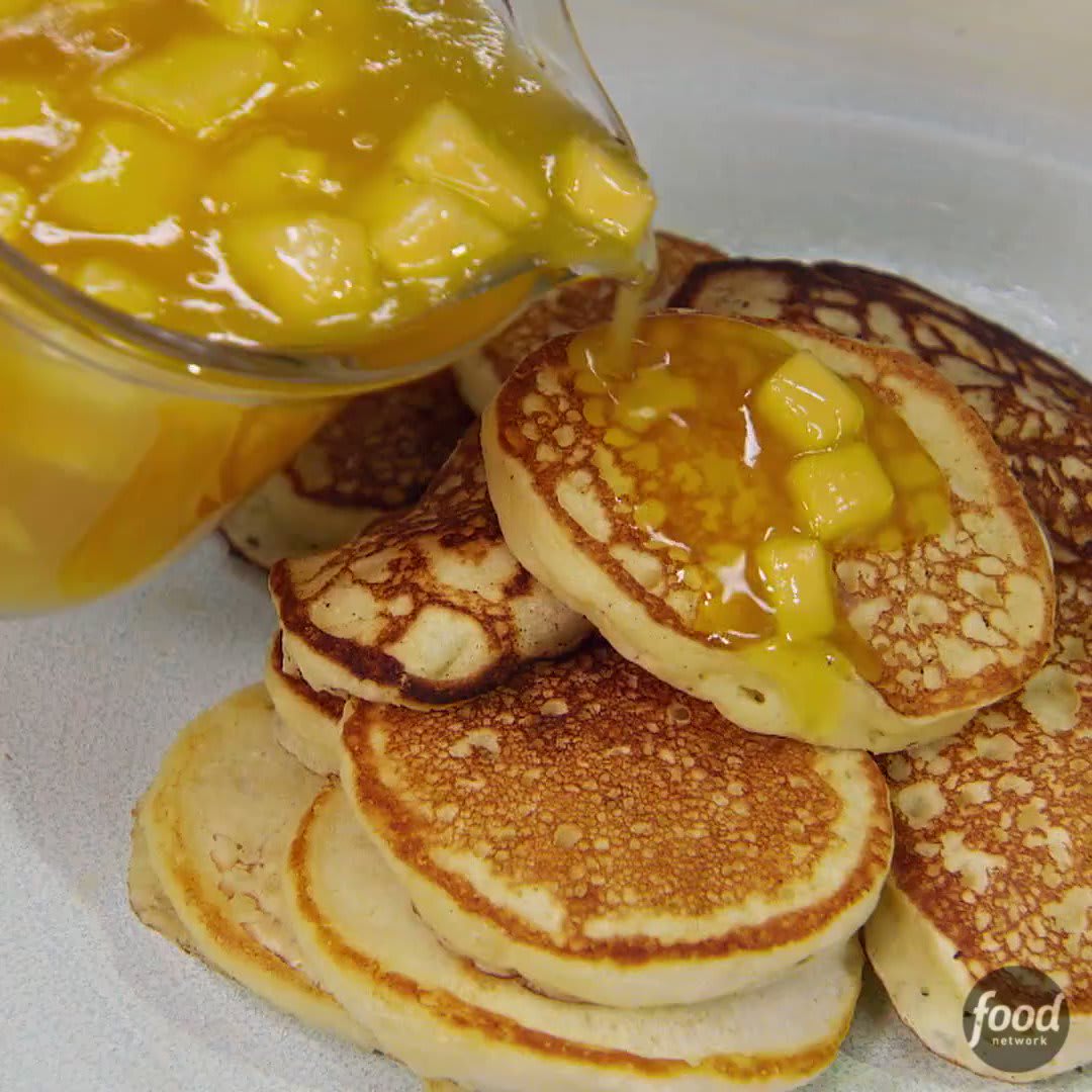 Weekend breakfast just got a WHOLE lot better, thanks to @BFlay's 5⭐️ pancakes topped with a tropical pineapple-mango syrup: https://t.co/jhEIkY5zeN! 🍍🥞 Catch Bobby on a new episode of BeatBobbyFlay NEXT @ 8|7c or stream it on