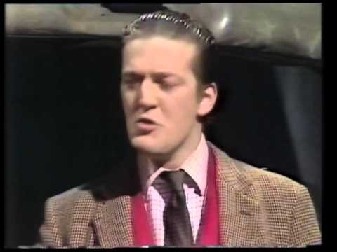 Meat Loaf meets Stephen Fry on sketch show Saturday Live (1987)