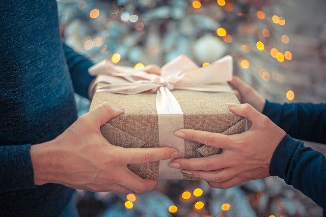 5 Surprising Gift Ideas For Your Boyfriend