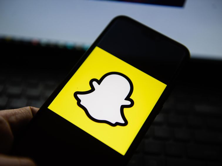 Snap misses on revenue but attracts more daily users