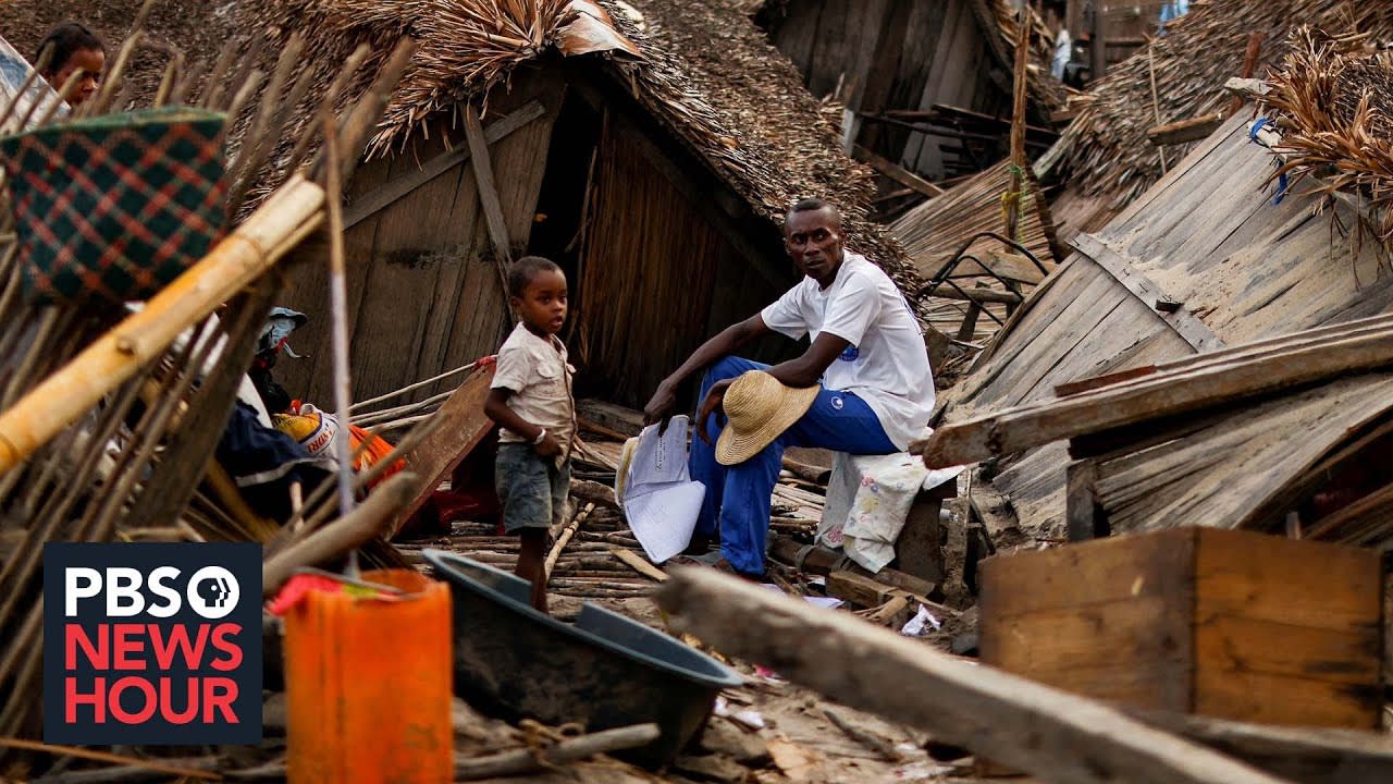 News Wrap: Tropical cyclone leaves 60,0000 people homeless in Madagascar