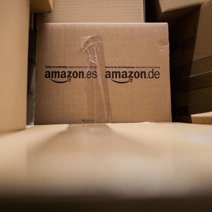Amazon Plants Fake Packages in Their Delivery Trucks to 'Trap' Drivers Who Steal