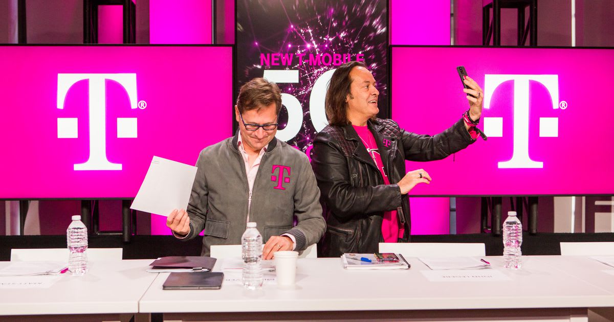 Former T-Mobile CEO John Legere leaves board weeks earlier than expected