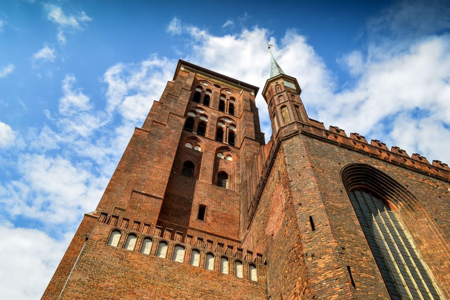 Saint Mary's Basilica: The largest Brick Gothic church in Poland