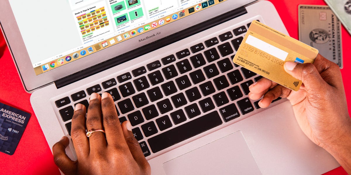 6 ways to protect yourself from the huge boom in online shopping scams, according to a cybersecurity expert