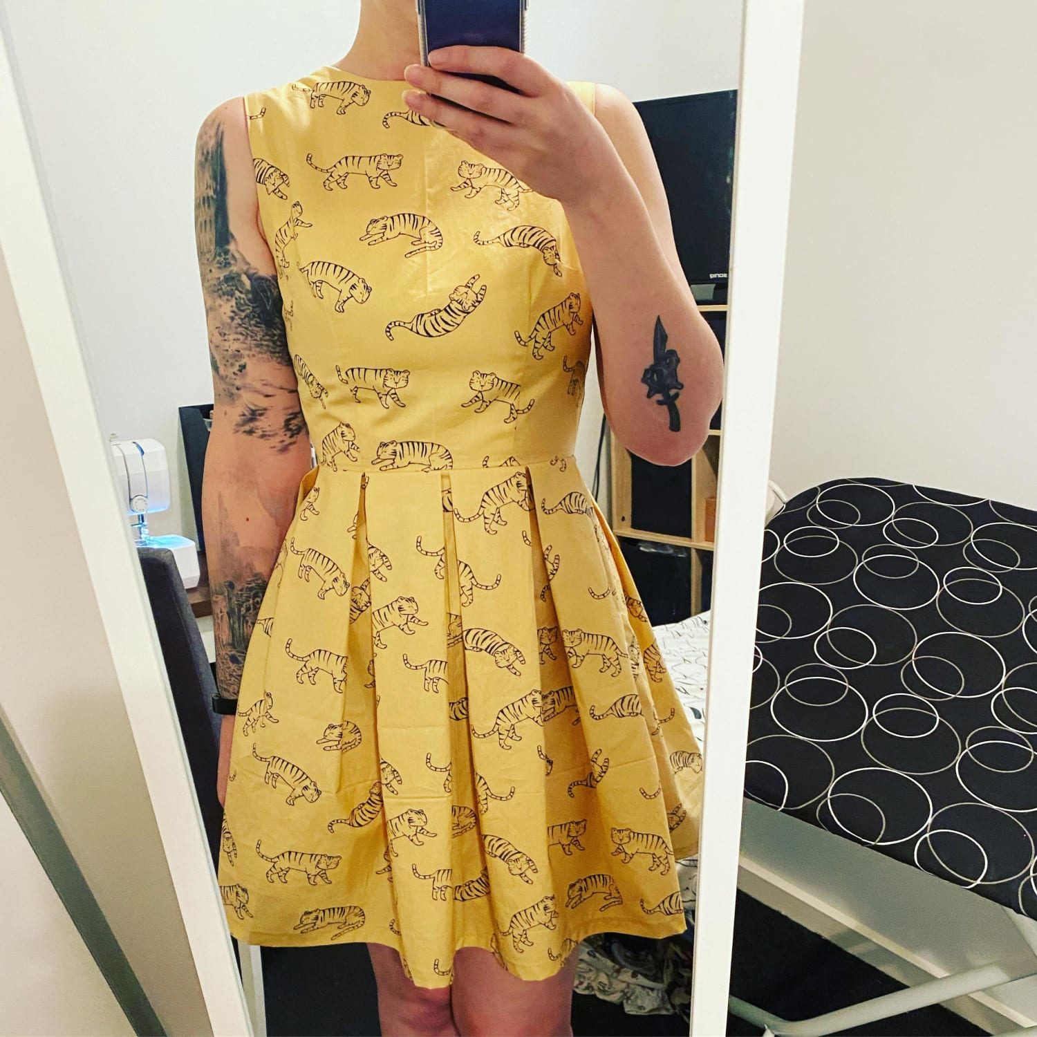Made a tiger print dress today (New Look 6508)