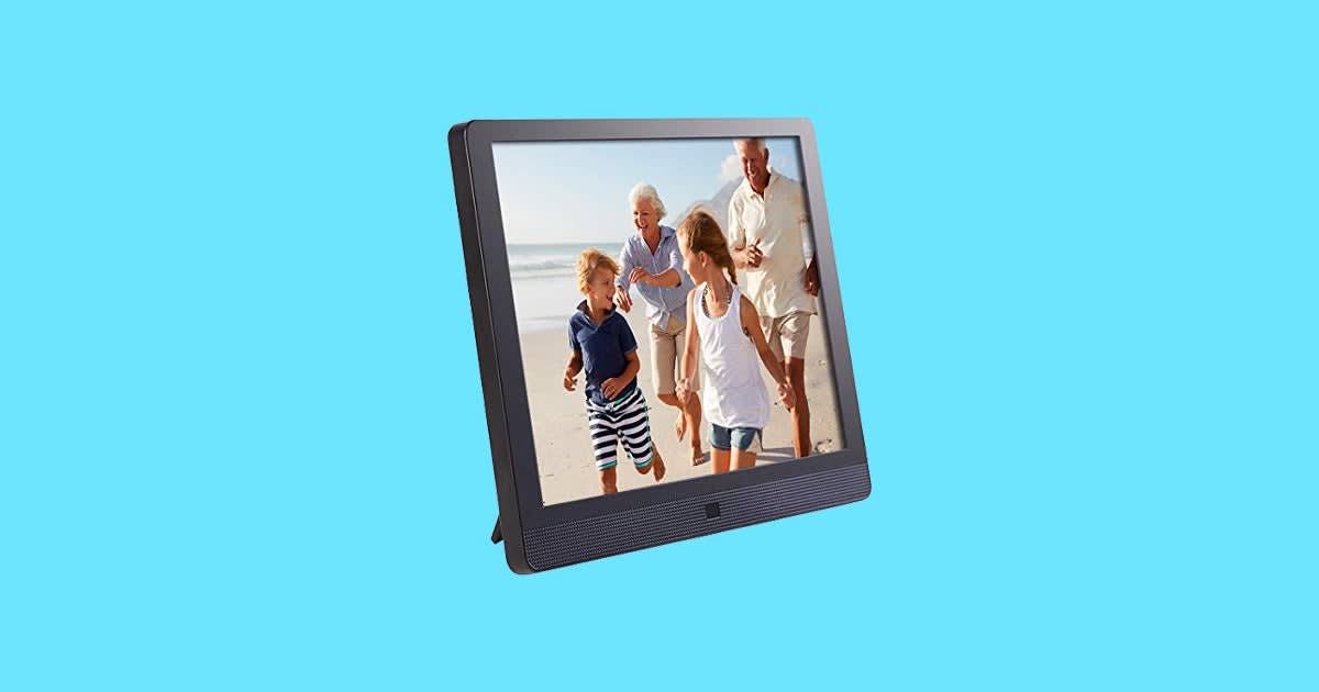 The Best Digital Photo Frames to Gift This Year