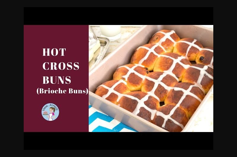 Perfect Hot Cross Buns (Brioche Hot Cross Buns)