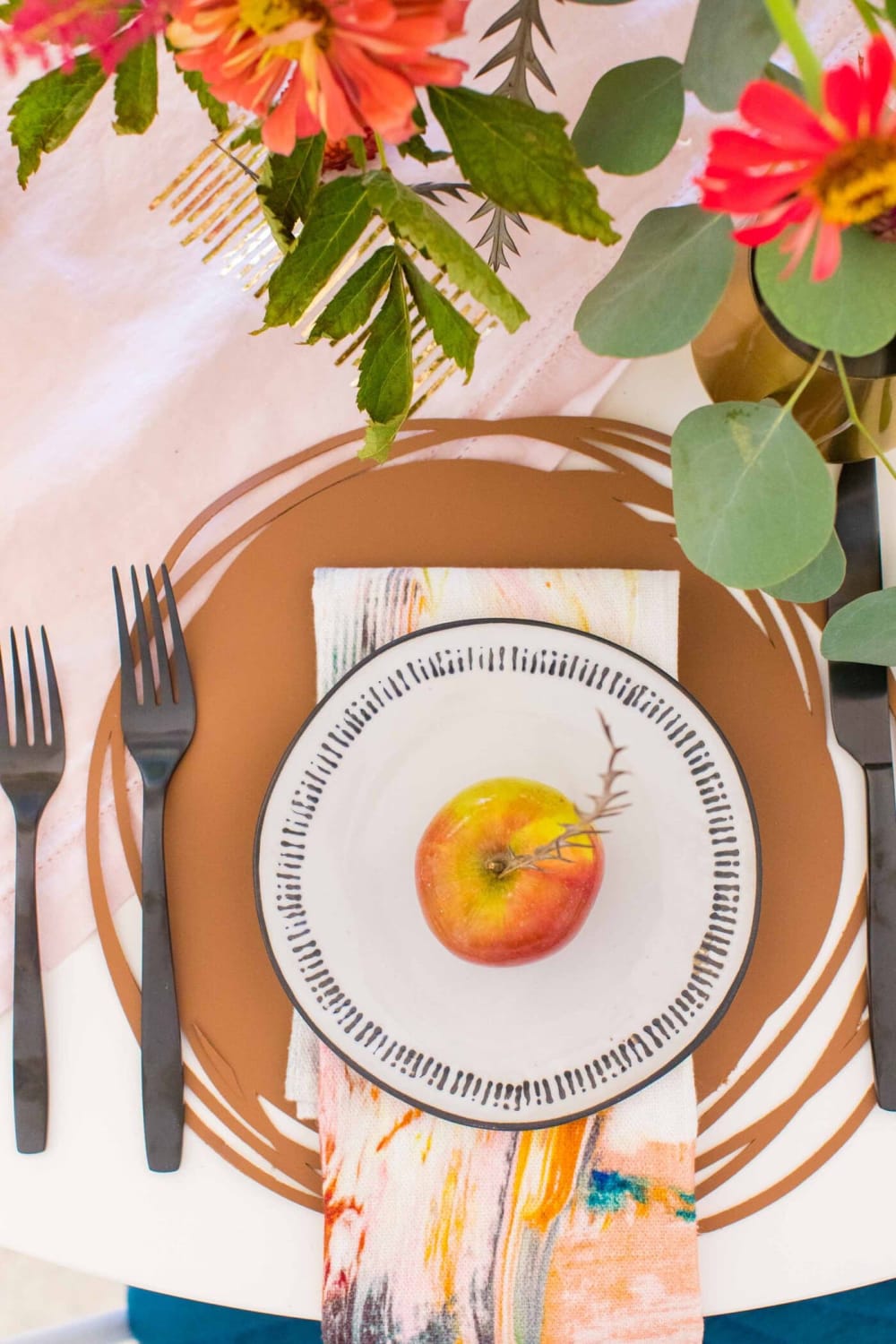 Easy DIY Placemats Made From Faux Leather - Sugar & Cloth