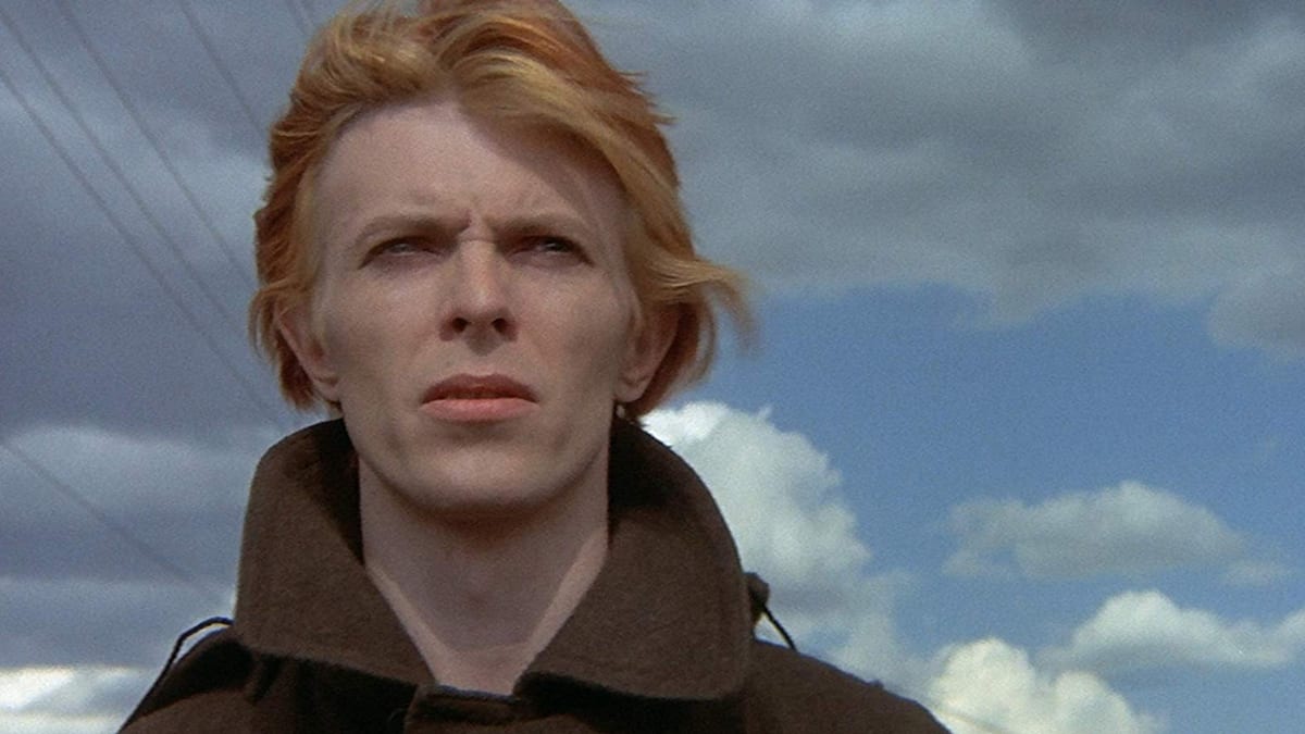 The Man Who Fell to Earth Will Become a CBS All Access Series
