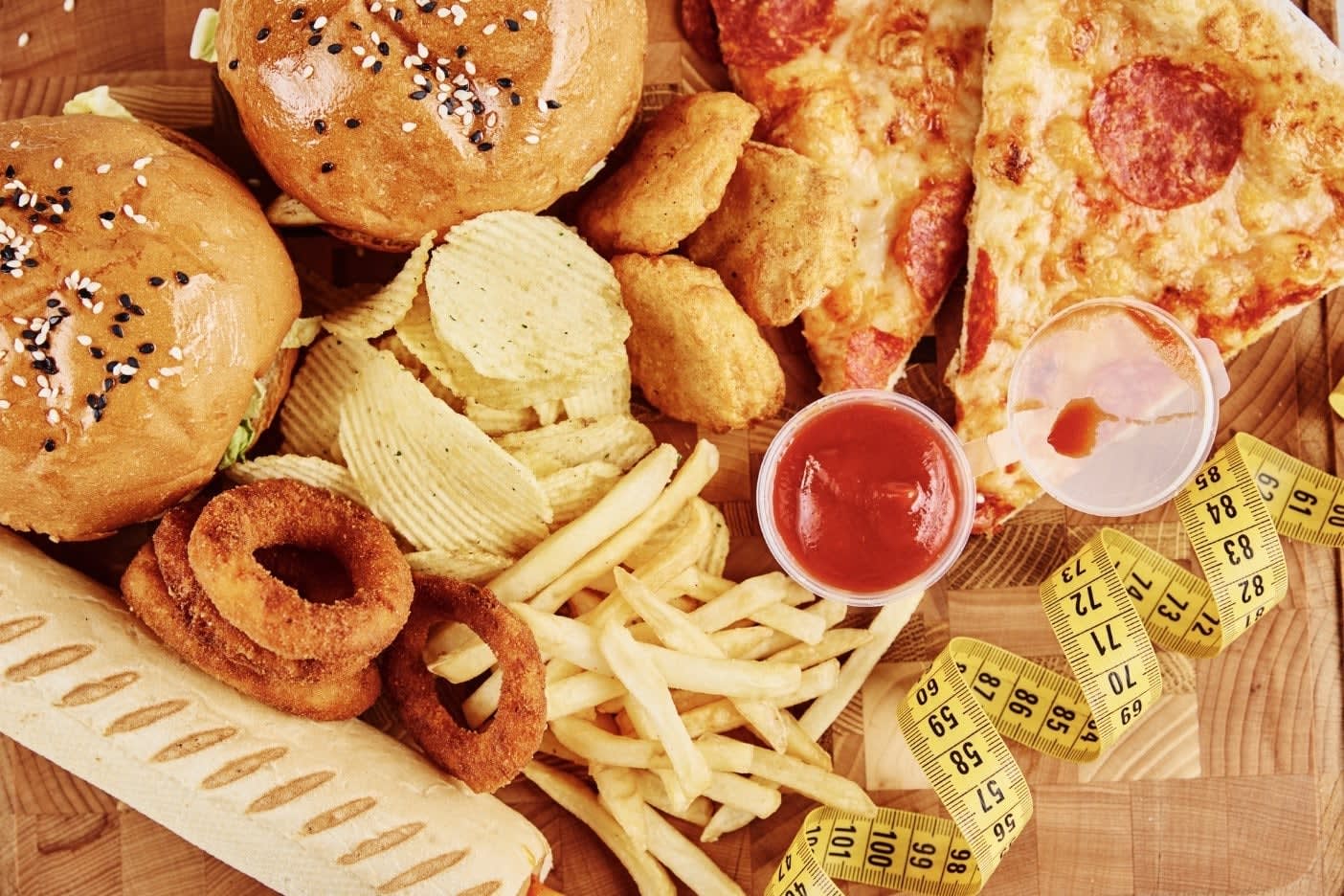 Scientists Claim that Overeating Is Not the Primary Cause of Obesity