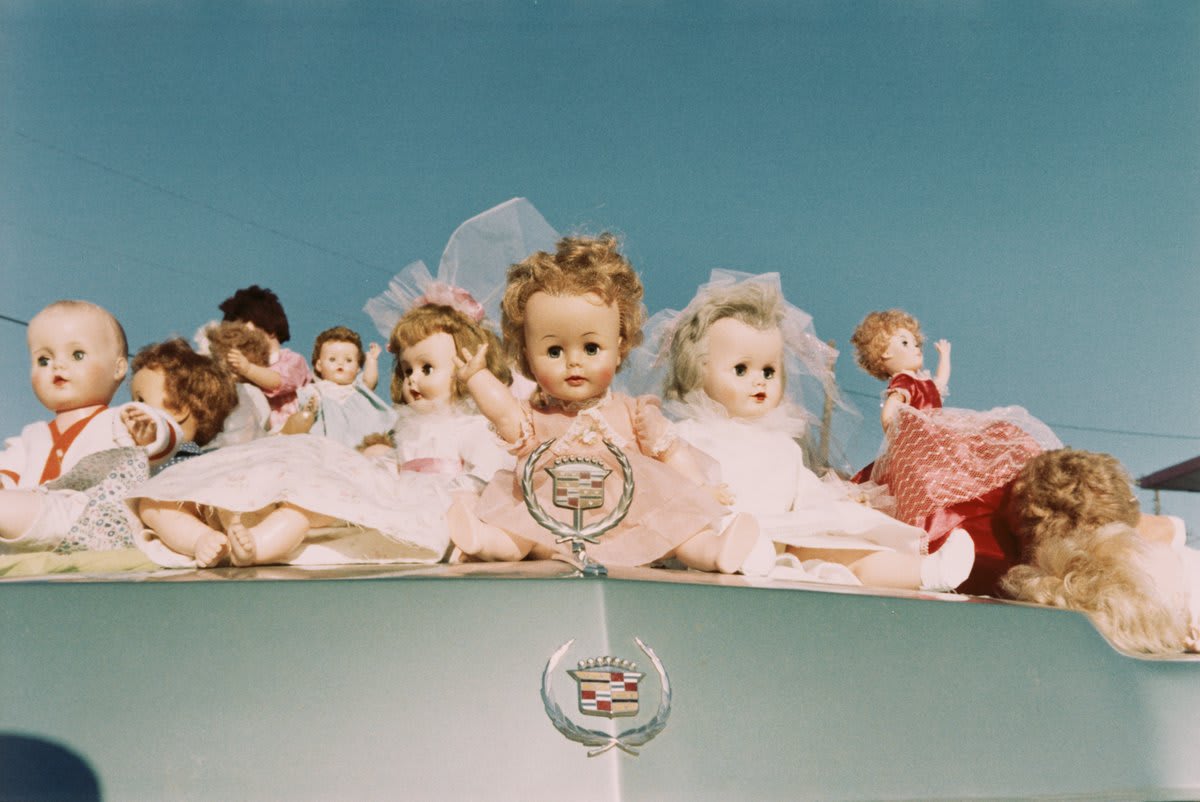 Unseen: 35 Years of Collecting, a show celebrating the 35th anniversary of the @GettyMuseum's photography collection, is on view through March 8. https://t.co/XL7pV72JRm William Eggleston, Dolls on Cadillac, Memphis, 1972 © Eggleston Artistic Trust; courtesy Getty Museum