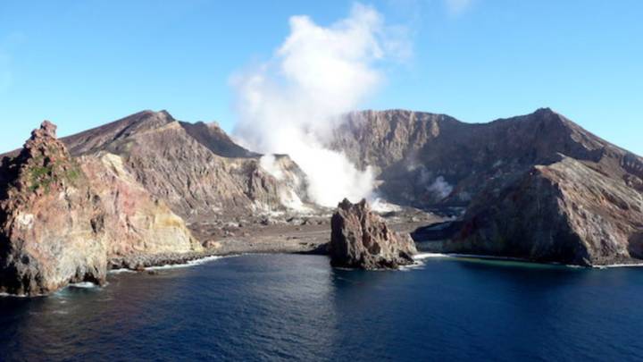 New Zealand: A volcanic eruption leaves Five dead