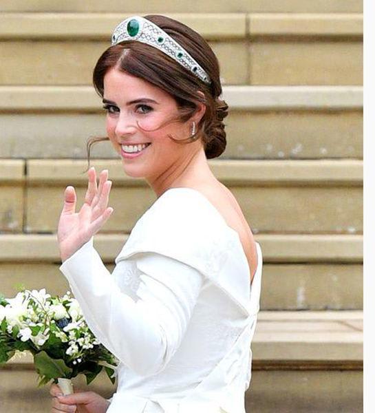 We Found Several Ways For You To Recreate Princess Eugenie Wedding Look Even If You're Not Getting Married