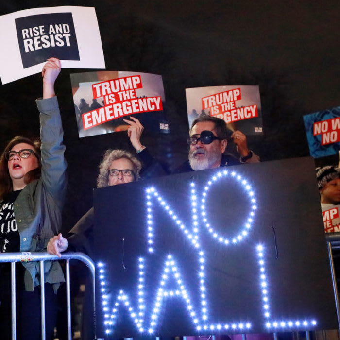 3 legal arguments that could challenge Trump's national emergency