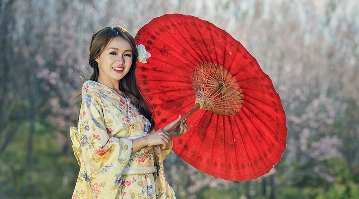 10 Reasons Japanese women stay slim and youthful - Japanese Beauty Secrets!