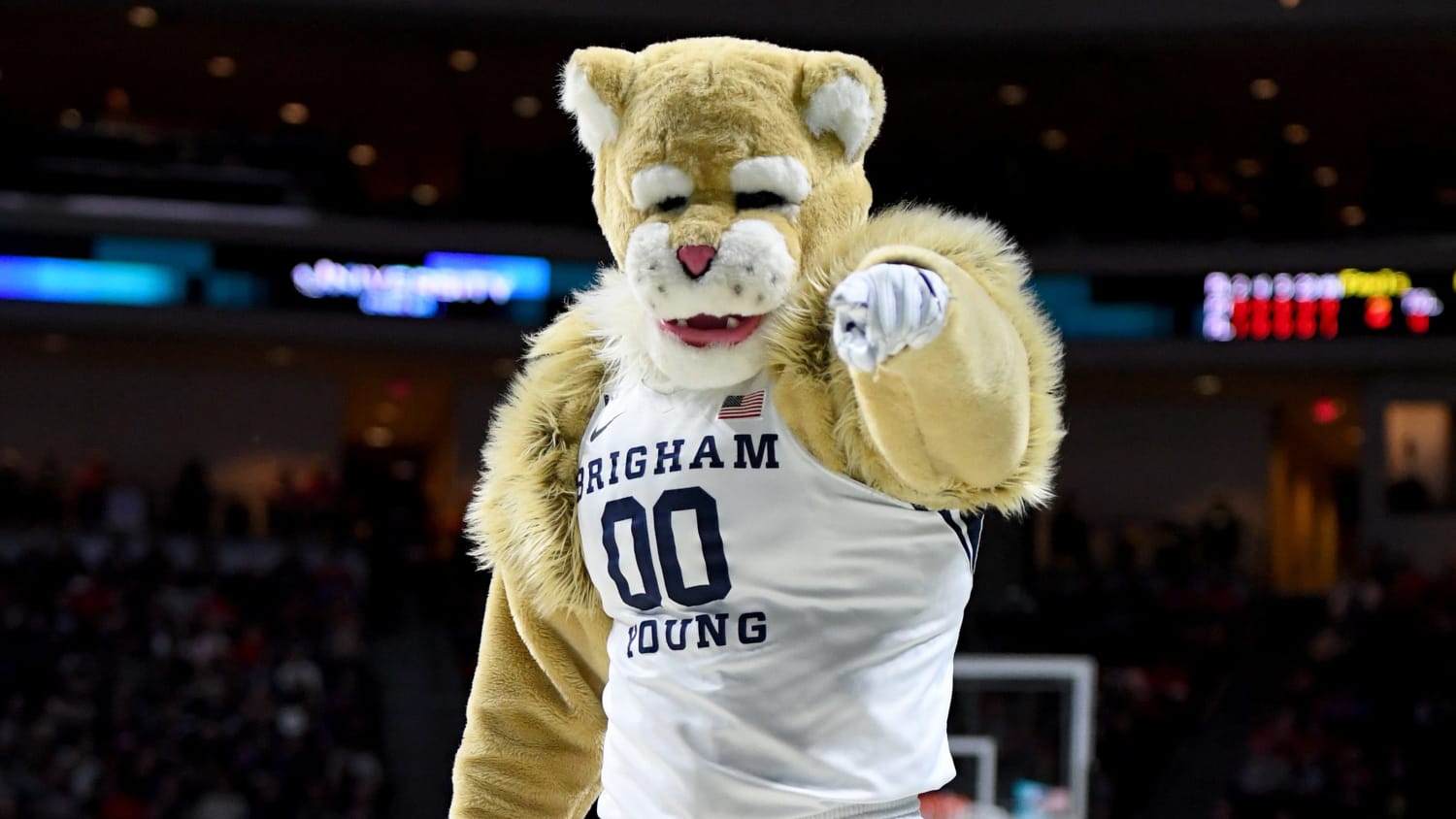 Utah man who attended BYU-Gonzaga game diagnosed with coronavirus; school alerts other fans