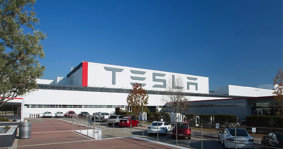 Tesla reopening: Electric carmaker gets official OK from local government - Roadshow