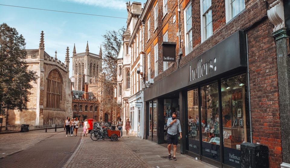 A Perfect Day Trip to Cambridge (for Culture Lovers)