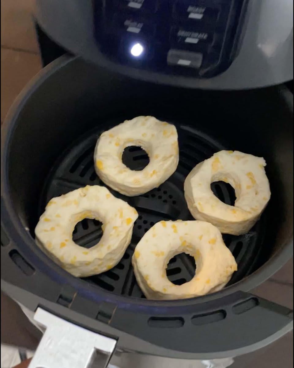 Have you tried this easy air fryer hack yet? 🍩