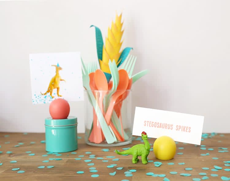 Party: Easy Wooden DIY Place Card Holders
