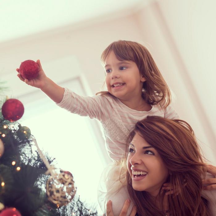 People Who Decorate for Christmas Earlier Are Happier, According to a Psychologist