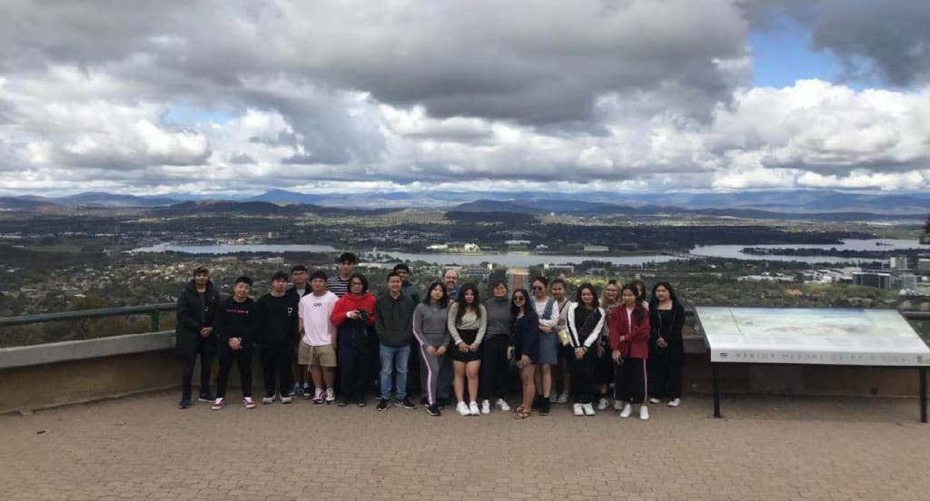 High School students make it to Mount Ainslie