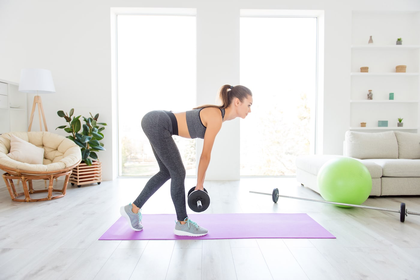 How to lift weights at home whether you're a fitness newb or a full-blown body builder