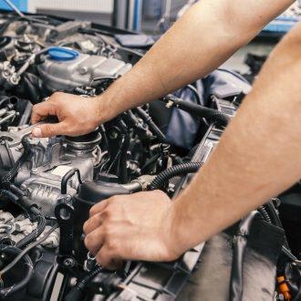Four Engine Parts To Always Check In Your Family Car